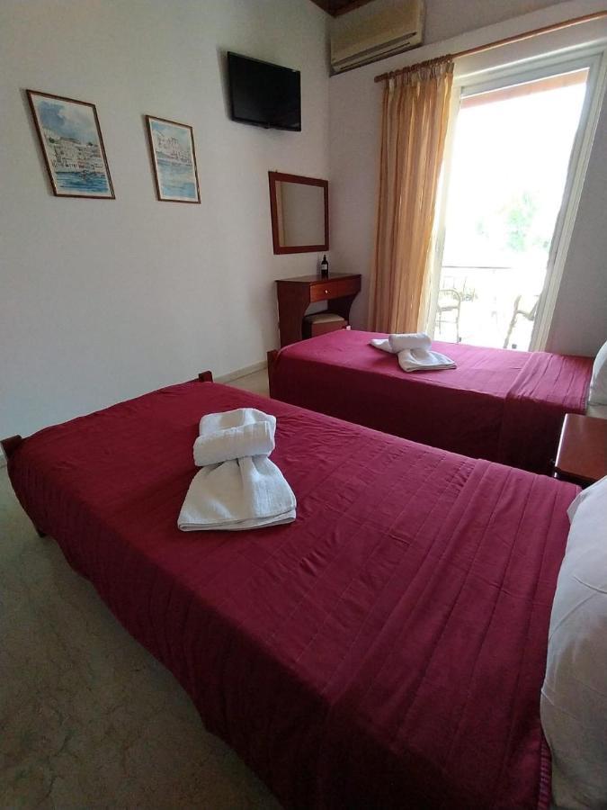 Michalis Place Apartments Vasiliki  Luaran gambar