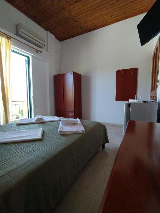 Michalis Place Apartments Vasiliki  Luaran gambar