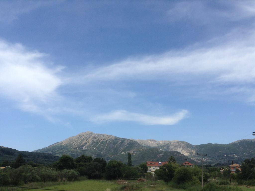 Michalis Place Apartments Vasiliki  Bilik gambar